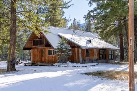 471 Goat Creek Rd, Winthrop, WA 98862