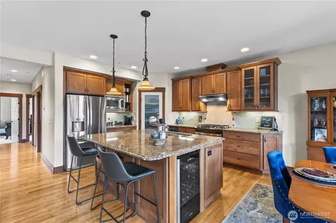 1051 N Baker Ave #A102, East Wenatchee, WA 98802