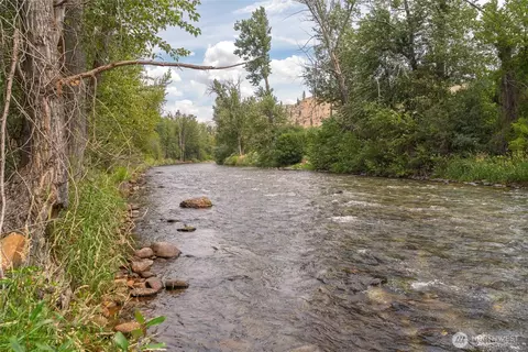 309 Mad Ranch Ln, Entiat, WA 98822