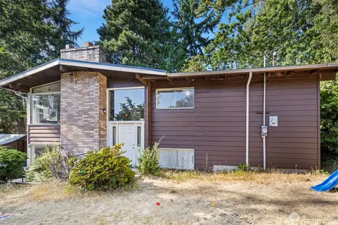 216 S 173rd Pl, Burien, WA 98148