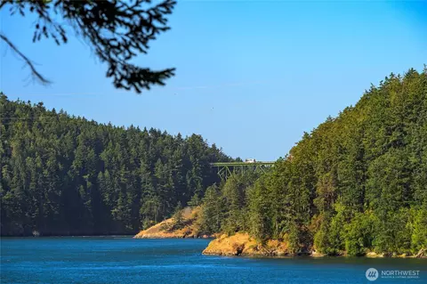 15780 Quiet Cove Dr, Anacortes, WA 98221