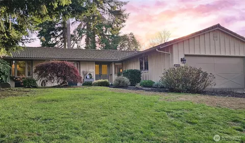 2625 SW 320th Pl, Federal Way, WA 98023