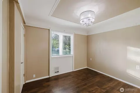 1104 E 31st St, Bremerton, WA 98310 photo 10