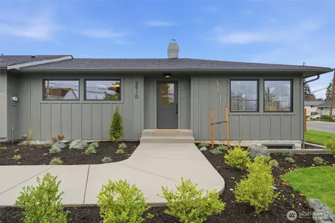 2910 K Ave, Anacortes, WA 98221