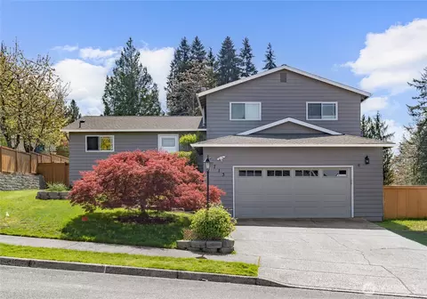2713 NE 23rd Pl, Renton, WA 98056