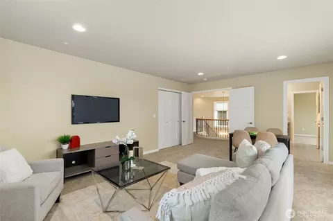 Living - 20326 126th Ave NE, Bothell, WA 98011 photo 4 of 4