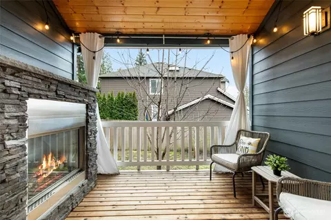 Exterior - 20326 126th Ave NE, Bothell, WA 98011 photo 2 of 7