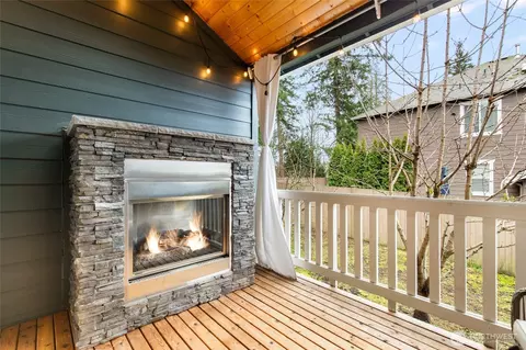 Exterior - 20326 126th Ave NE, Bothell, WA 98011 photo 3 of 7