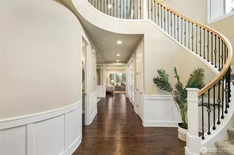 Entry Way - 20326 126th Ave NE, Bothell, WA 98011 photo 1 of 1