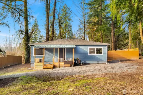 18621 NE 183rd St, Woodinville, WA 98077