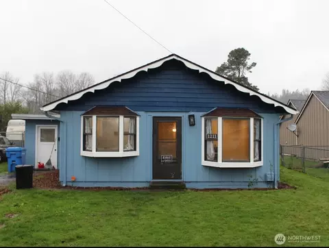 1211 N 1st Ave, Kelso, WA 98626