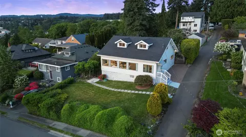 420 Renton Ave S, Renton, WA 98057