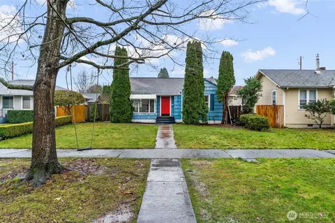 1715 Mcdougall Ave, Everett, WA 98201