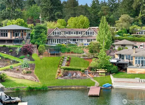 10841 Evergreen Ter SW, Lakewood, WA 98498