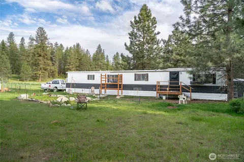 4 Cartwright Dr, Tonasket, WA 98855