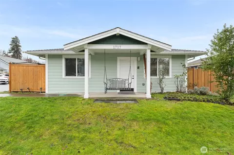 1717 E 42nd St, Tacoma, WA 98404