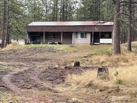 56 Oakes Dr, Tonasket, WA 98855