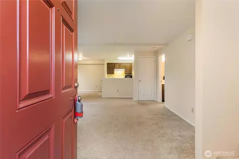 Entry Way - 2902 13th St #3A, Everett, WA 98201 photo 1 of 1