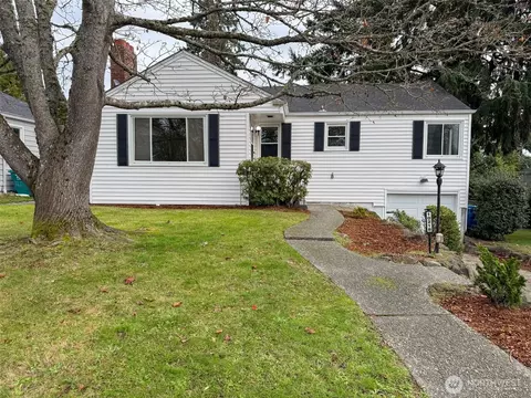 10218 34 Ave SW, Seattle, WA 98146