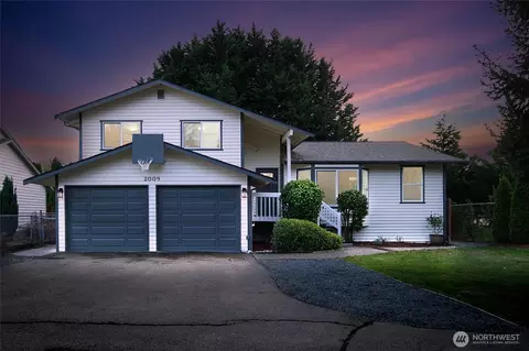 2009 N 154th Pl, Shoreline, WA 98133