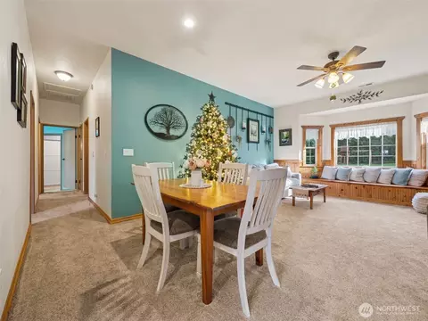 Dining - 27114 SE Mud Mountain Rd, Enumclaw, WA 98022 photo 1 of 1