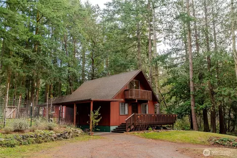 4533 S Discovery Rd, Port Townsend, WA 98368