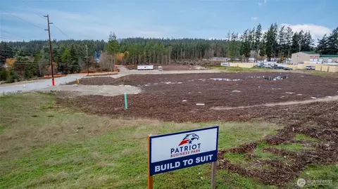 760 NE 20th Ct, Oak Harbor, WA 98277