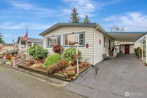 815 124th St SW #52, Everett, WA 98204