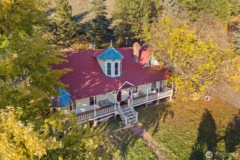 2555 Pleasant Valley Rd, Rice, WA 99167