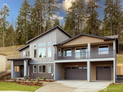 17952 142nd Ave E #2, Puyallup, WA 98374