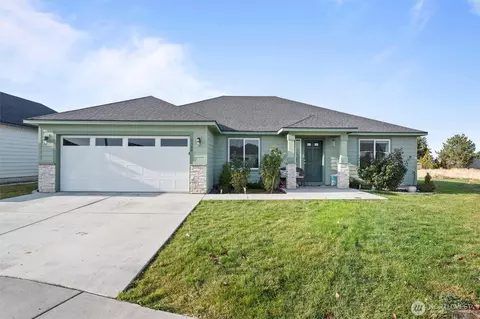 3304 W Crabapple Ct, Moses Lake, WA 98837