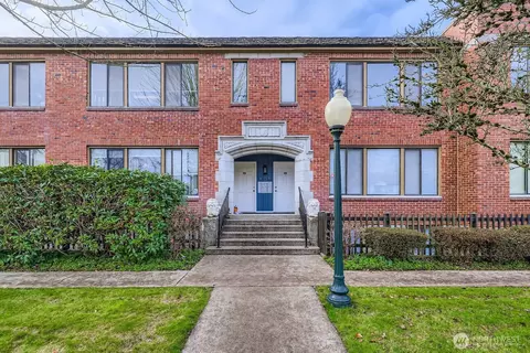 2120 Highland Ave #104, Everett, WA 98201