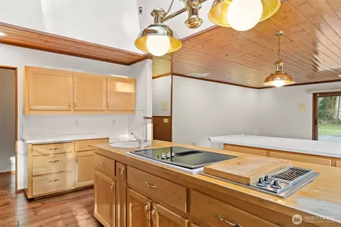 Kitchen - 453 Grandview Dr, Sequim, WA 98382 photo 6 of 6
