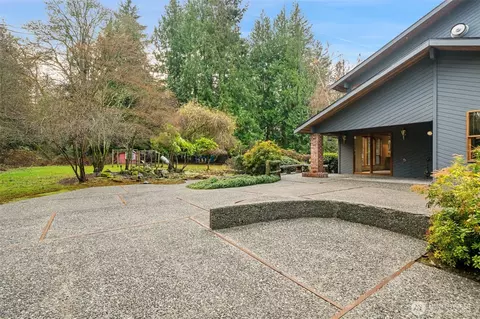 Exterior - 453 Grandview Dr, Sequim, WA 98382 photo 3 of 8