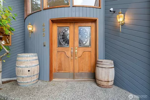 Entry Way - 453 Grandview Dr, Sequim, WA 98382 photo 1 of 3
