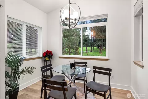 Dining - 5809 Highway Pl #B301, Everett, WA 98203 photo 1 of 1