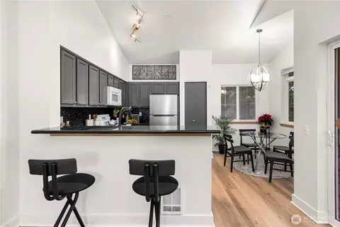 Kitchen - 5809 Highway Pl #B301, Everett, WA 98203 photo 1 of 4