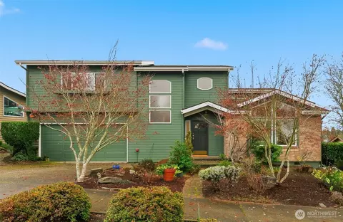 4710 Silver Bow Rd NE, Tacoma, WA 98422