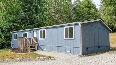 1540 Lake Dr, Camano Island, WA 98282