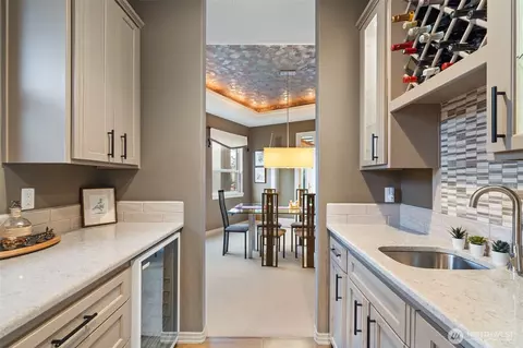 Kitchen - 2305 NW Douglas St, Camas, WA 98607 photo 4 of 4