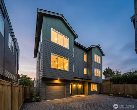 932 NW 58th St, Seattle, WA 98107