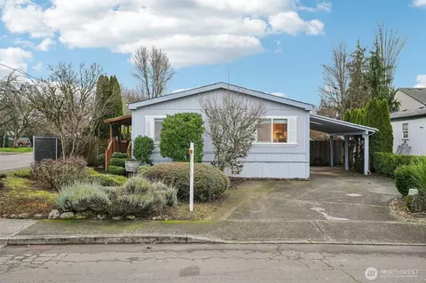 7717 NE 54th St #42, Vancouver, WA 98662