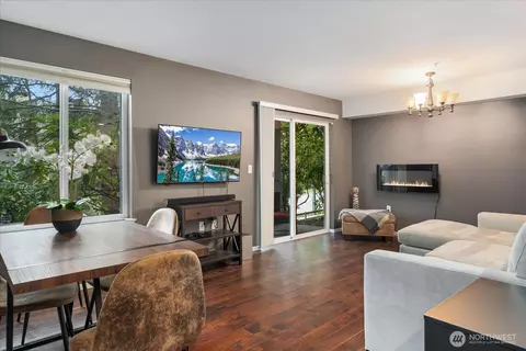 5589 Lakemont Blvd SE #1702, Bellevue, WA 98006