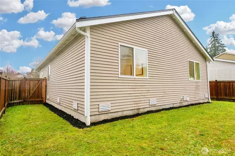 Exterior - 19508 24th Ave E, Spanaway, WA 98387 photo 6 of 7