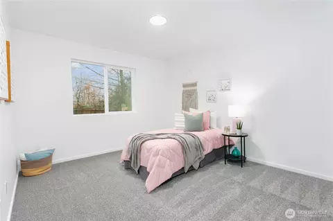 Bedroom - 19508 24th Ave E, Spanaway, WA 98387 photo 4 of 5