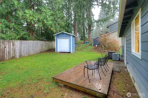 Exterior - 20304 11th Dr SE, Bothell, WA 98012 photo 1 of 3