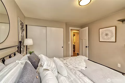 Bedroom - 20304 11th Dr SE, Bothell, WA 98012 photo 2 of 4