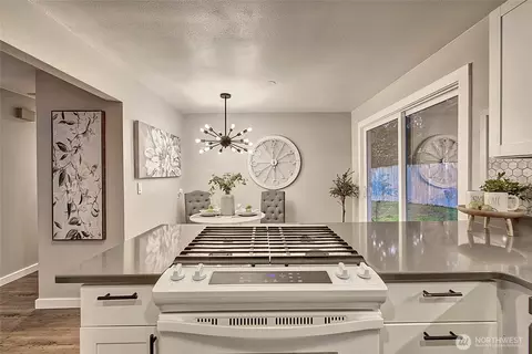 Kitchen - 20304 11th Dr SE, Bothell, WA 98012 photo 1 of 5