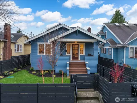 Exterior - 715 N 70th St, Seattle, WA 98103 photo 5 of 6