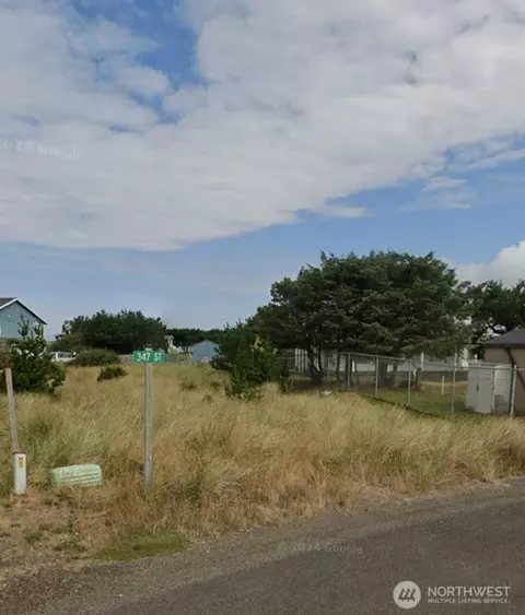 505 347th Pl, Ocean Park, WA 98640